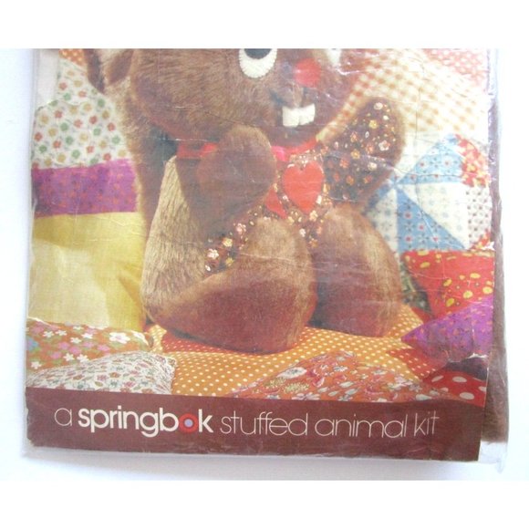 Vintage - A Springbok Stuffed Animal Craft Kit - Scamper the Squirrel - 13" NOS - Picture 3 of 10